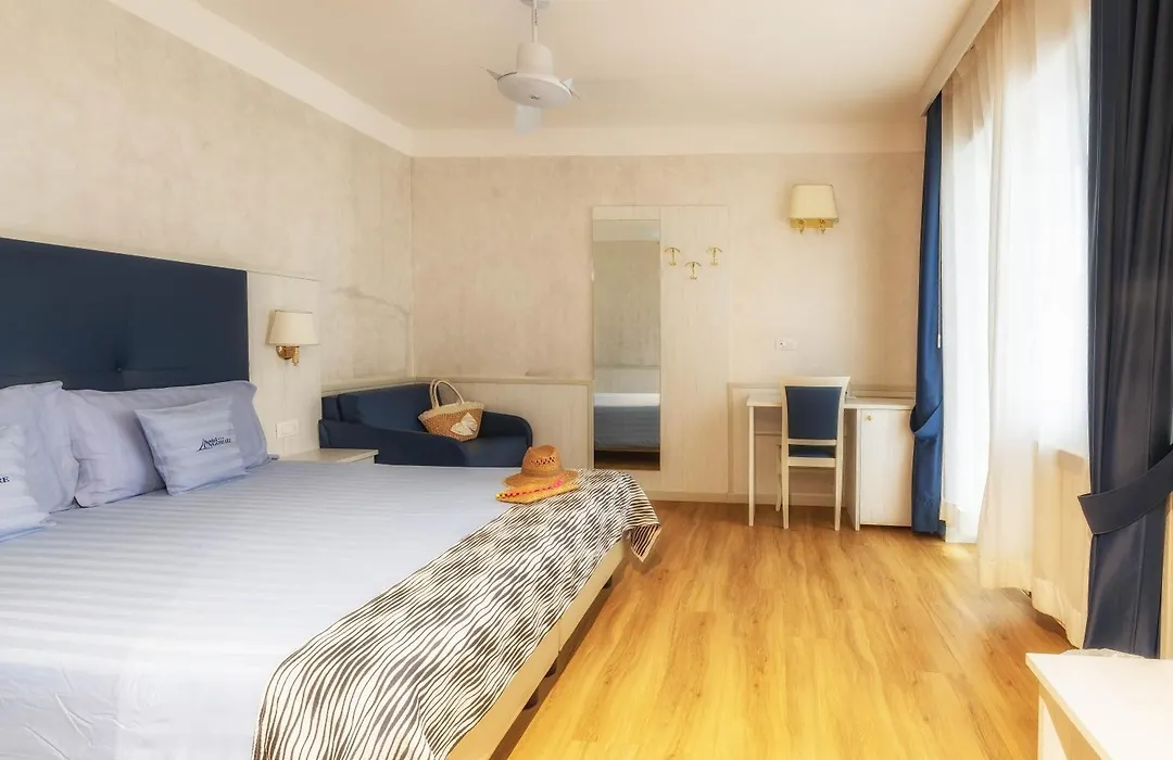 Hotel Lungomare-1